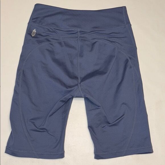 Free People Epic 9” Bike Shorts, size small - Picture 1 of 9